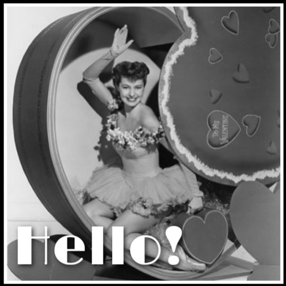 Welcome! I ❤️ Offers! Don't Be Shy! 👗 - Picture 10 of 11